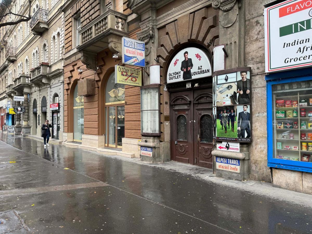Luxurious Central Grand Home W/ 3Bedrm 2Bathrm Budapest Bagian luar foto